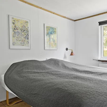 Ferienhaus 2 Bedroom Gorgeous In