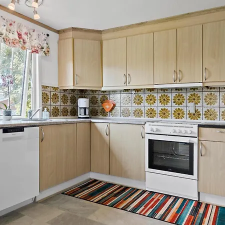 2 Bedroom Gorgeous In