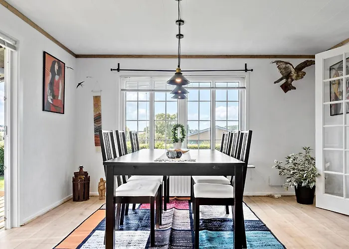 2 Bedroom Gorgeous In נורדבורג